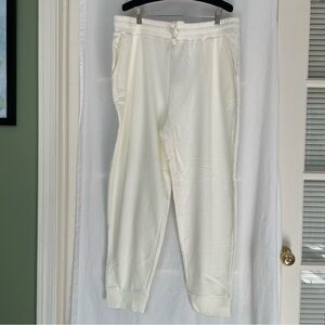 Crown & Ivy Cream Jogger Pants